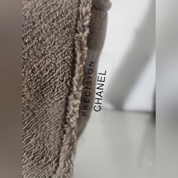 chanel precision crossbody (used once) - Picture 2 of 4